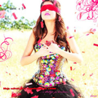 40268531_CTGIECVOZ - Selena Gomez