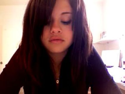 selenagomezfan_com-youtubevlog3-0016