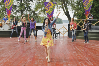 normal_056 - 0 Camp rock 2-Brand new day Campures Scenes 0
