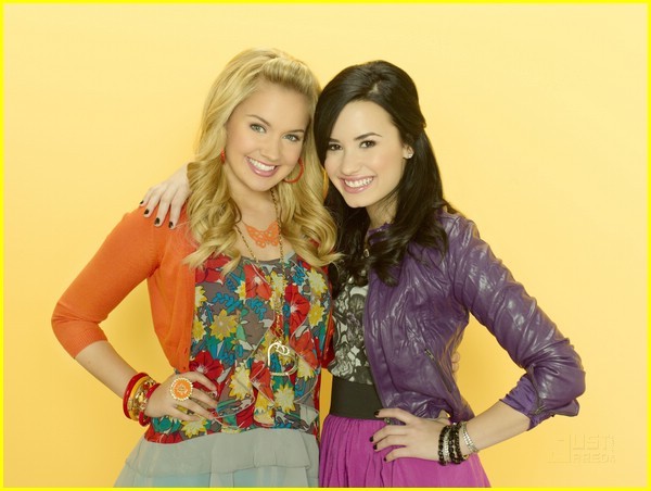 demi-lovato-sonny-promos-05 - Demi0_Lovato0_My0_Idol0_2_0