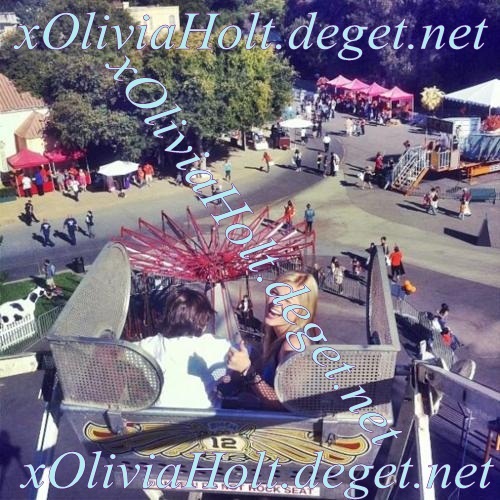 Olivia - Holt - Rare - Photo - 020; :d
