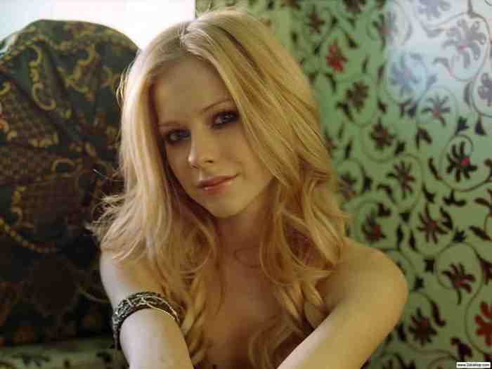 Avril-Lavigne-avril-lavigne-8861006-1600-1200 - Avril Lavigne