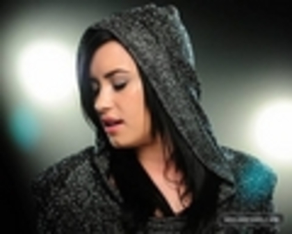 rember-december-music-video-pics-demi-lovato-8853344-120-96