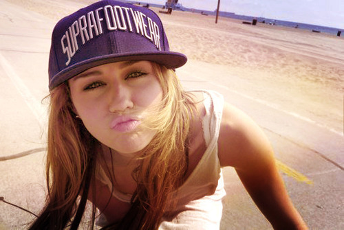 Destiny - Hope - Cyrus . ♥