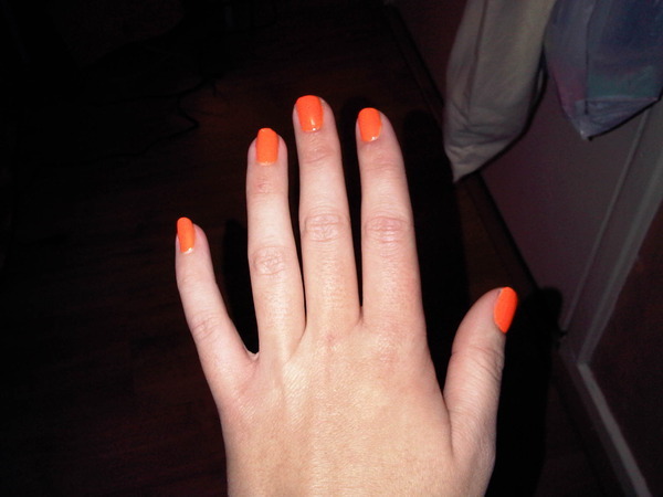 Painted my nails bright orange gotta look fresh when I go to the UK - proofs