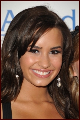 normal_apfed013 - Demi Lovato APFED Ambassadors