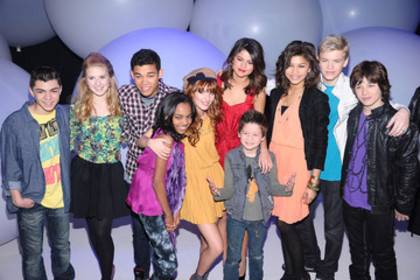 With My Cast From #ShakeItUp And Our Friends @Selena