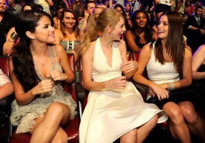 normal_025 - Selena Gomez Award Shows 2O11 August O7 Teen Choice Awards