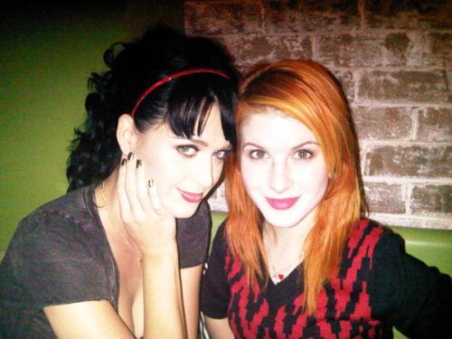 Katy_Perry_Hayley_Williams - Band