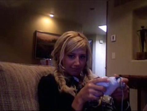 celebrity_video_games_8 - ashley