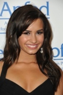 demmez (47) - all what you have to know about demi lovato