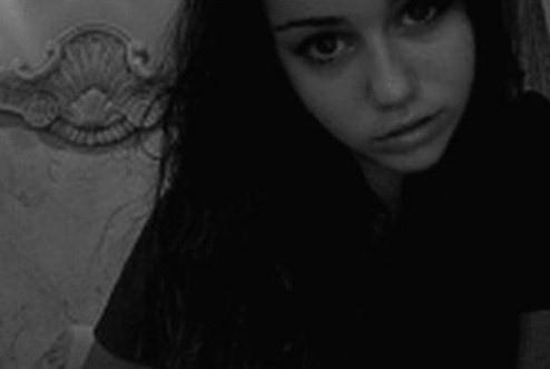 DSC_002 - Me at webcam 001 XOXO Miley Cyrus