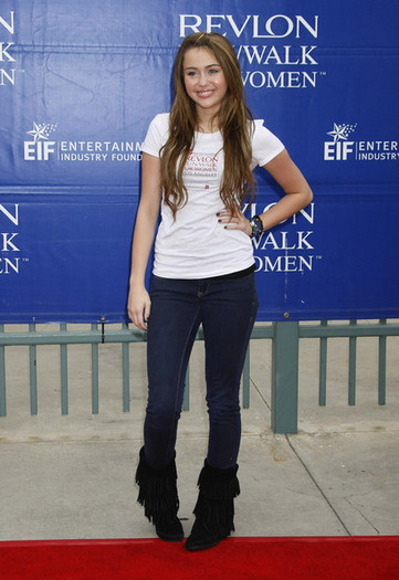 16th Annual Revlon RunWalk For Women (14)