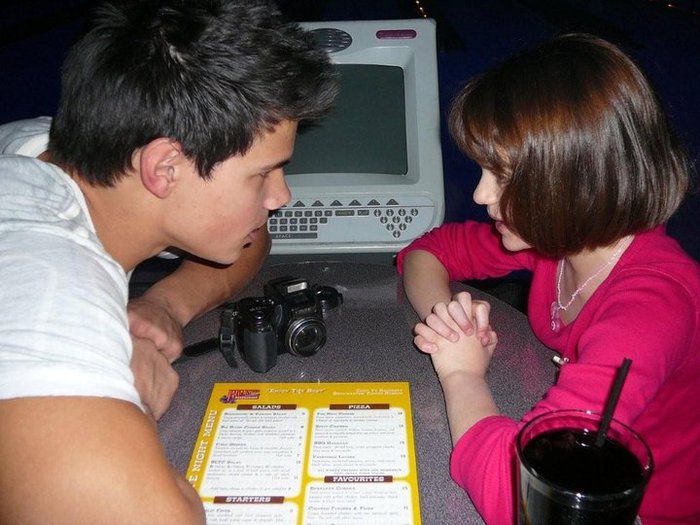 Me and Taylor Lautner - At The Bowling Alley In Canada 2009
