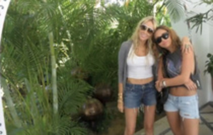 3 - Miley Cyrus on vacation in Cabo