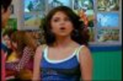 selena gomez in the suite life on deck (6)