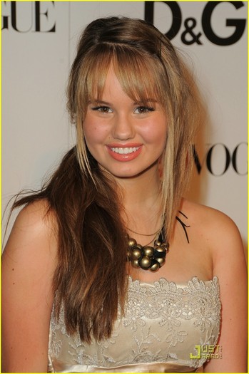 Debby-debby-ryan-8504074-813-1222