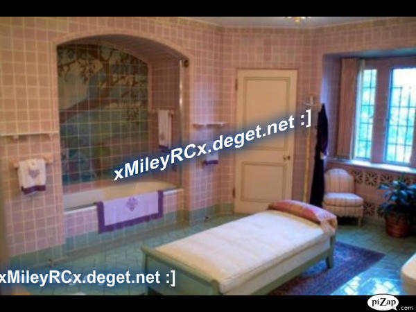 Best Bathroom Evere( B`cuz here was Milless:x ) xD - x Who Owns My Hearth x