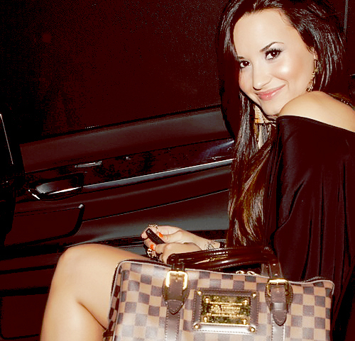 ~Demz~ (17) - 0x0 - d_d_lovato - 0x0