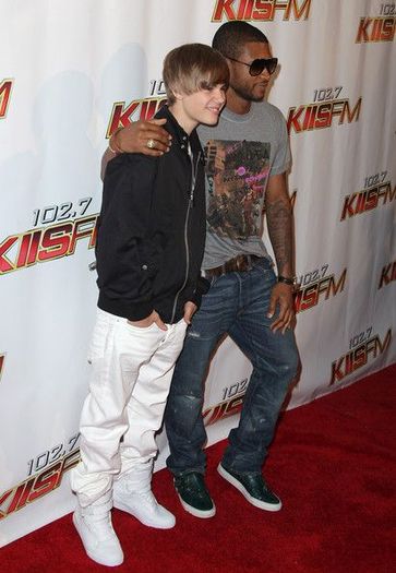 Justin Bieber at KissFM 5