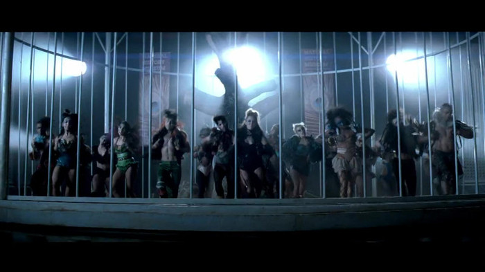 Miley Cyrus - Can\'t Be Tamed 206