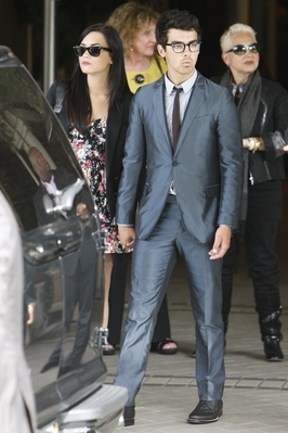 normal_Jonas-Brothers-Easter-Brunch007 - JB-Out at Four Seasons Hotel in Beverly Hills-CA for bunch