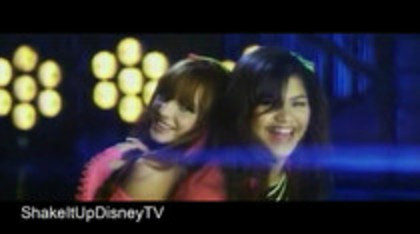 41588898_OCJKIYALJ - bella thorne and zendaya coleman-watch me