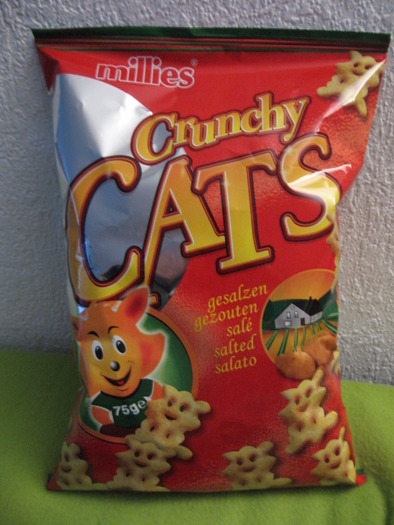 ah:))))))) - crunchy cats