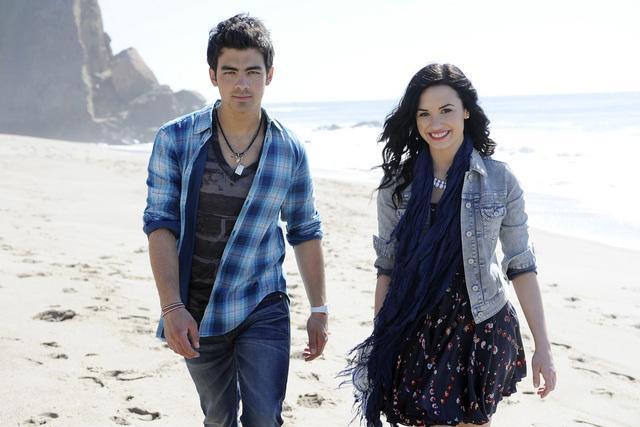 ddlovato1 - x - Demii And JOe Jonas