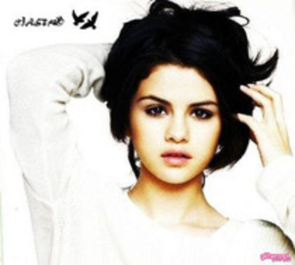 19 - x 0 Selena Gomez 0 x