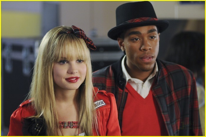 New-Camp-Rock-2-stills-camp-rock-2-13456408-700-467