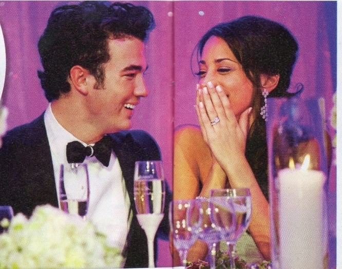 PEOPLE-magazine-December-Kevin-Danielle-wedding-the-jonas-brothers-9631366-712-561 - Kevin s wedding