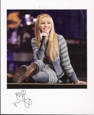 Miley - Miley Cyrus autograph