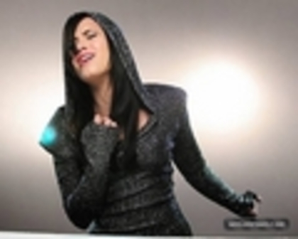 remeber-december-music-video-demi-lovato-8853379-120-96