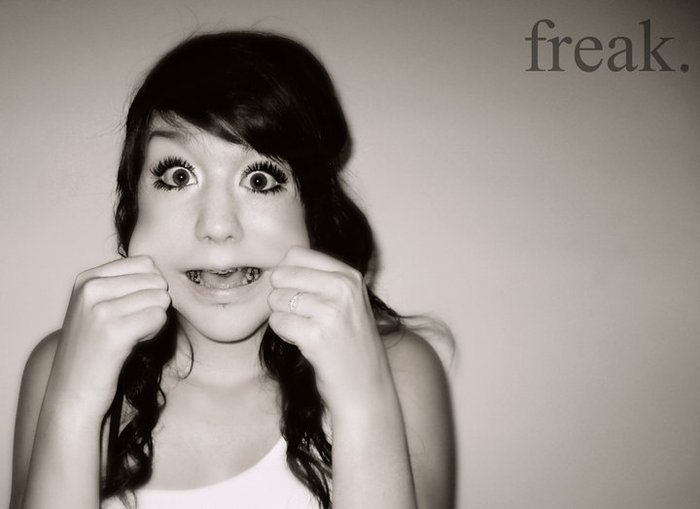 yes i'm a freak <3