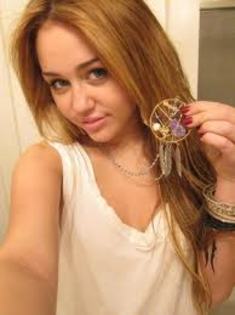 more personal picture - x - For Miley Cyrus - x