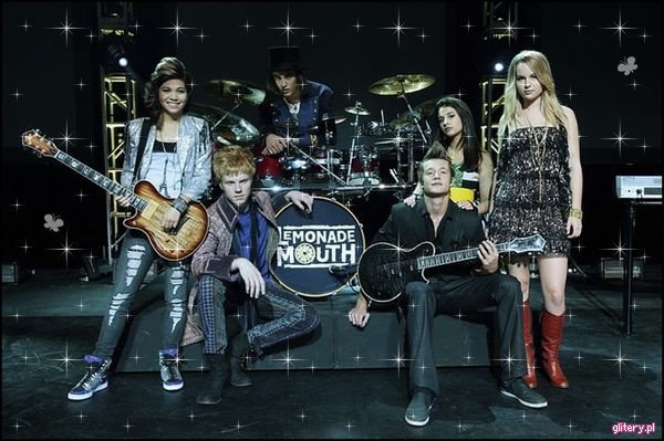 Lemonade Mouth<3