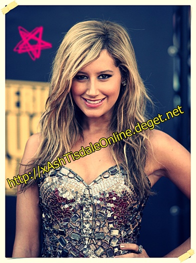 ashley_tisdale_11961015816