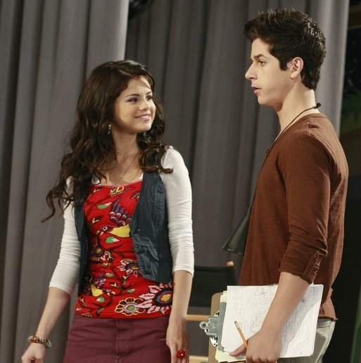  - wizard of the waverly place episode