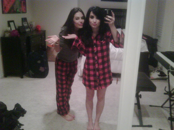 chloebridges and I  Matching pj's Duh - Demi Lovato my favorited pictures