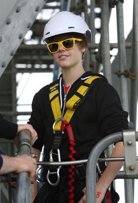 April 27th - Bungee Jumping In New Zealand (29)