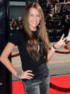 12319001_BMEIFYGRE - miley hannah