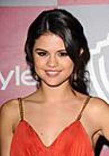 Selly Gomez is my angel (84)