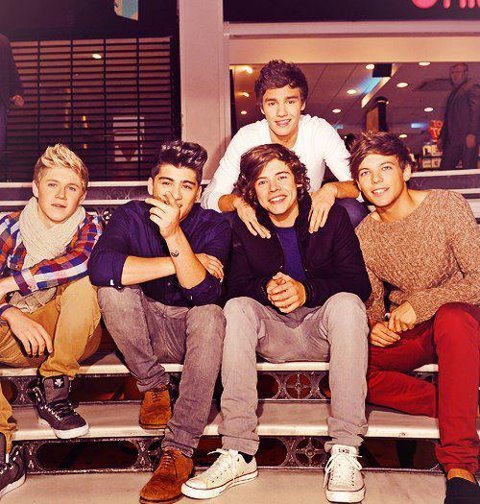 1D - Some pics with 1D boys