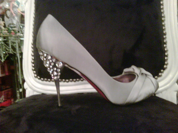 Love the Crystalized Heel on this one :)