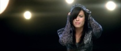 demi l rememebr decem (19) - I am back