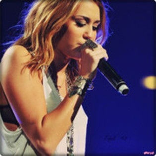30253990_IZWNGPASB - Miley-Miley