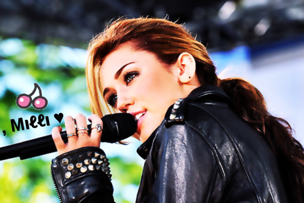 > ILY Miley <3 x - x Singing - Concerts x