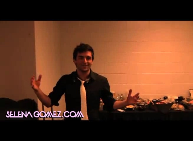 Behind the Scenes Jingle Ball 2010 216 - SG - Selly