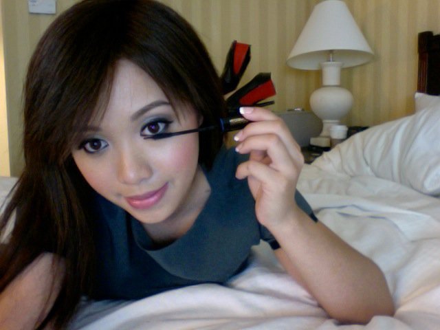 Finishing touches on my makeup tonight. Black tie event in NY! I\'m testing out a new foundation, so - me